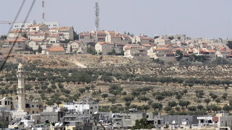 שכונת גילה. מבט מבית לחם