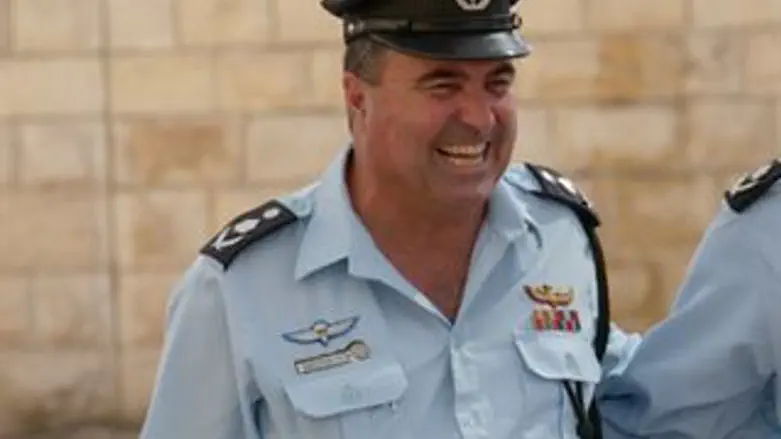 שלמה אהרונישקי