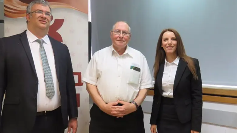 מימין: רוזנבלט, רובינשטיין וסיני