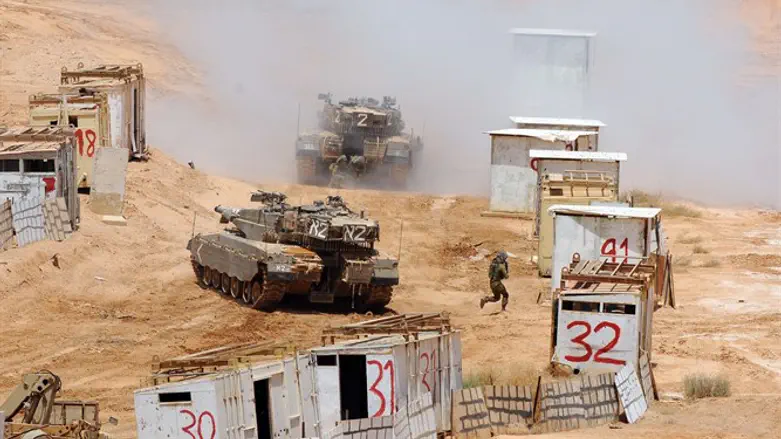 אימון צבאי בבסיס שיזפון. תמונת ארכיון