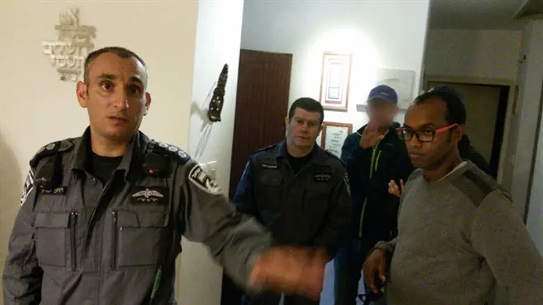 "אסור שליברמן יאמץ את השיטות של פוטין". פשיטת השב"כ והמשטרה על בית משפחת נתיב