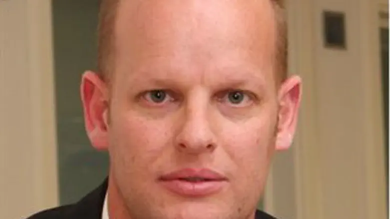 מונה. גדי קוניא