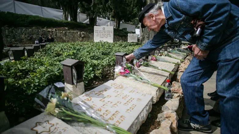 Военное кладбище. Иллюстрация