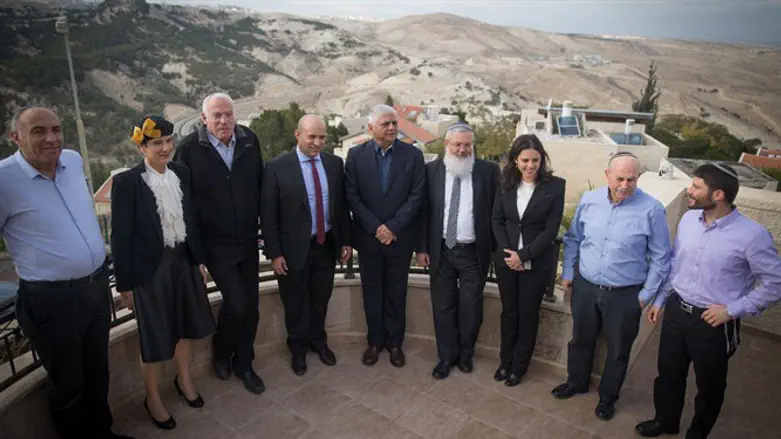 סיעת הבית היהודי בביקור במעלה אדומים