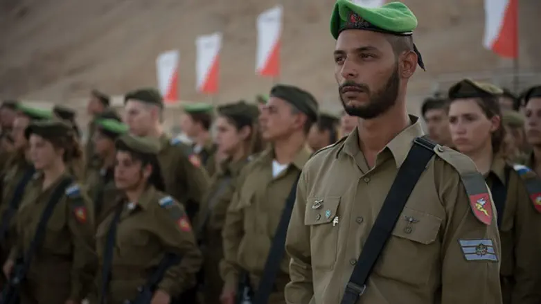 ''נכבד את האדם באשר הוא''