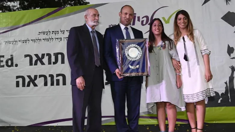 ''להכין את התלמידים לעולם החדש''