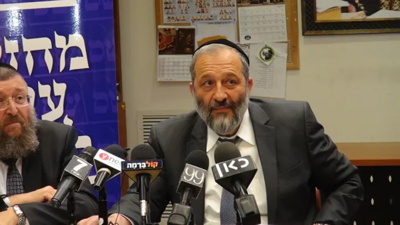 "I established the Rabbinate?" Deri
