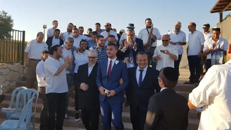 חתונת בנימין וציפורה עקיבא