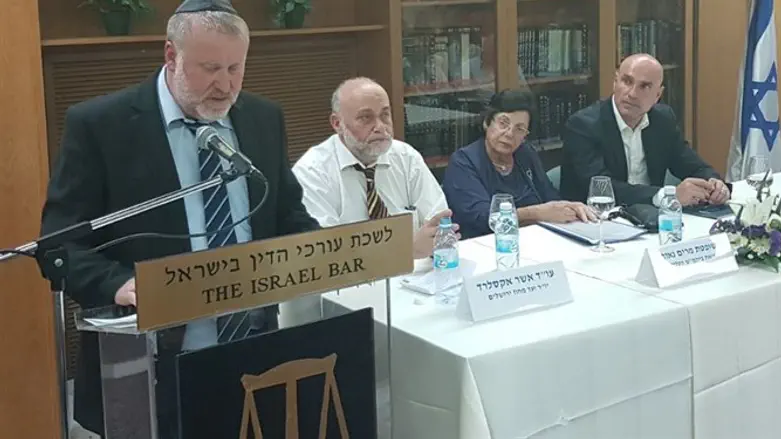 אביחי מנדלבליט