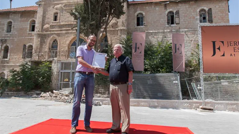 קבלת ההיתרים