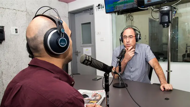 "כל אחד מאיתנו מוותר על משהו, אבל זה ויתור כדאי". ליבסקינד וליברמן