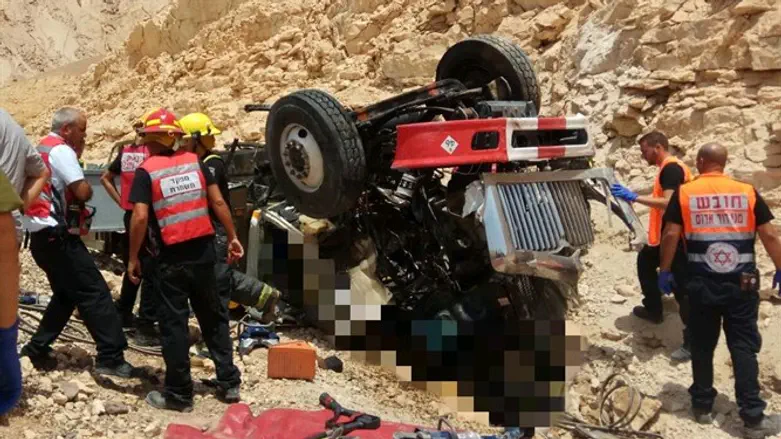 На месте смертельного ДТП на шоссе №12