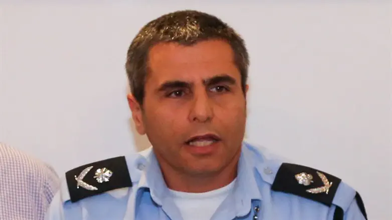 ניצב שלומי מיכאל. ארכיון