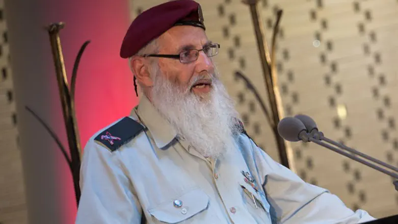 הרבצ״ר הרב אייל קרים