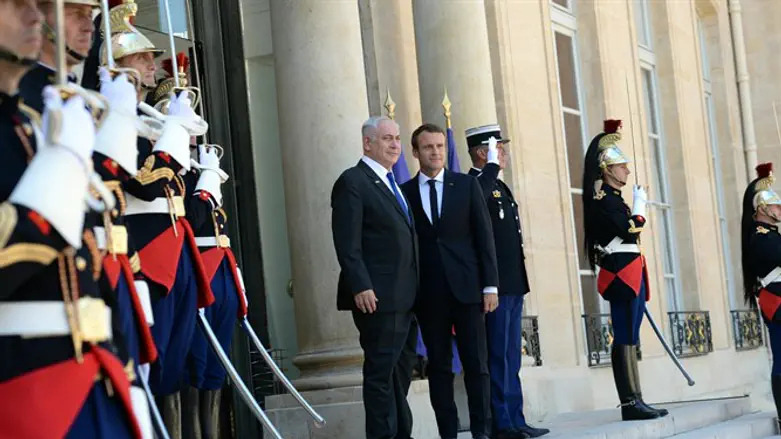 נתניהו ומקרון בארמון האליזה