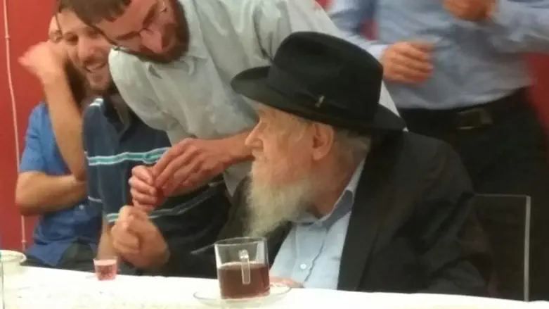 הרב שטינזלץ באירוע