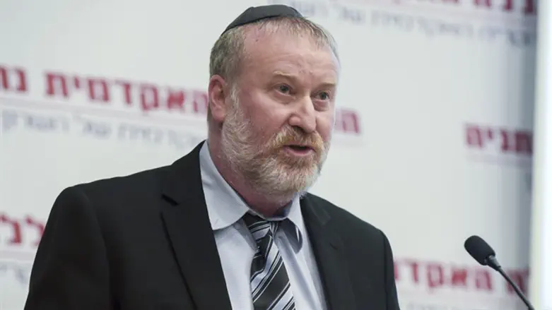 אביחי מנדלבליט