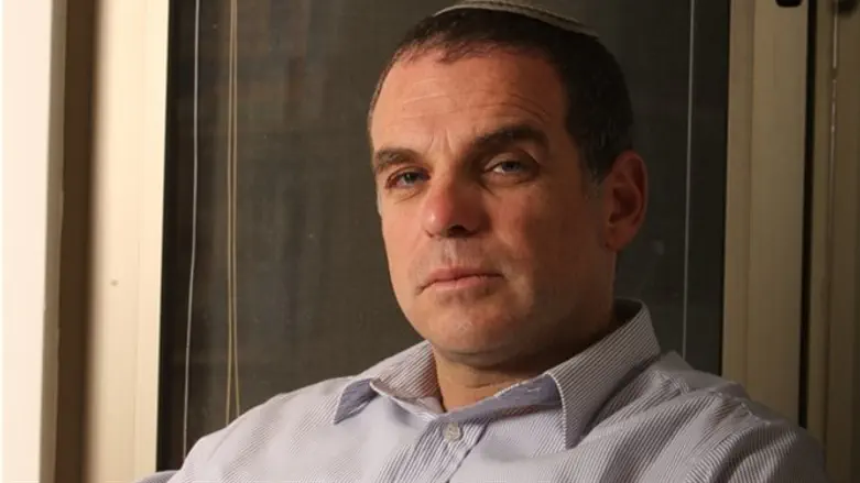 אסור לגלות אדישות. רביבי