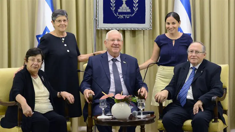 השופט רובינשטיין בבית הנשיא