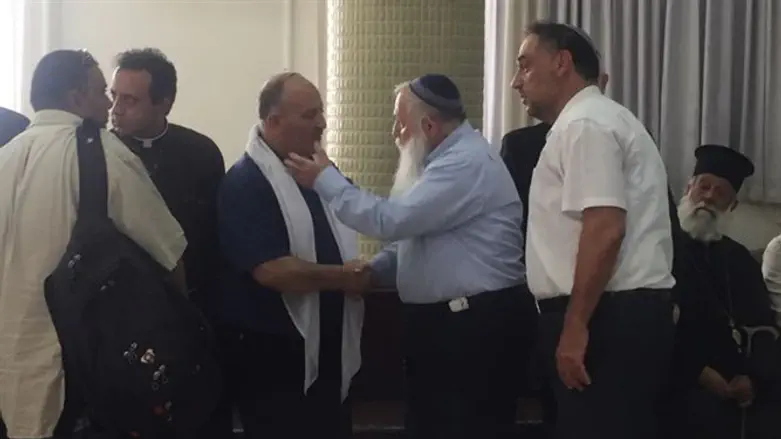 Rabbi Druckman at the Shanaan home