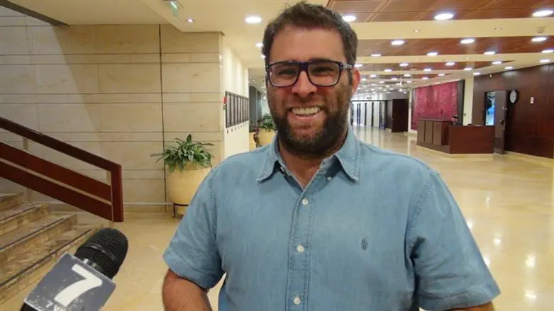 אורן חזן