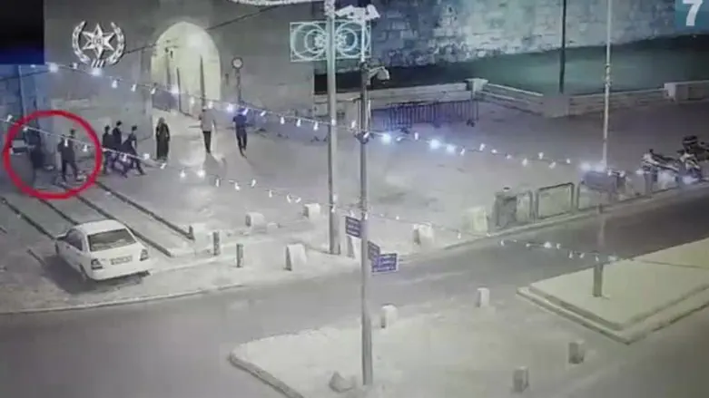 תיעוד חדש מזירת הפיגוע בהר הבית