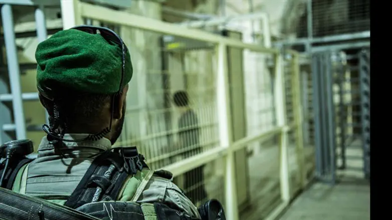 המחסום הערב