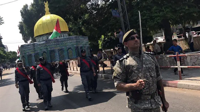 Hamas parade in Gaza, today