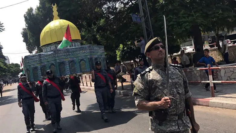 Hamas parade in Gaza