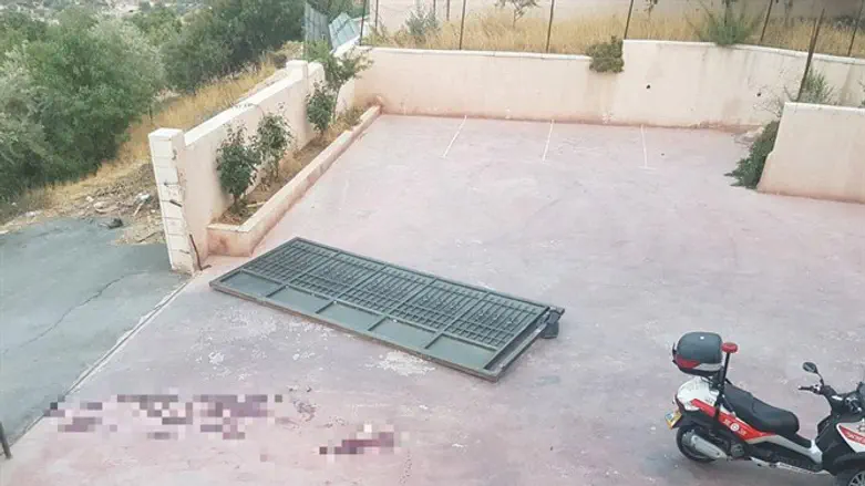 שער הברזל שקרס בג'בל מוכאבר