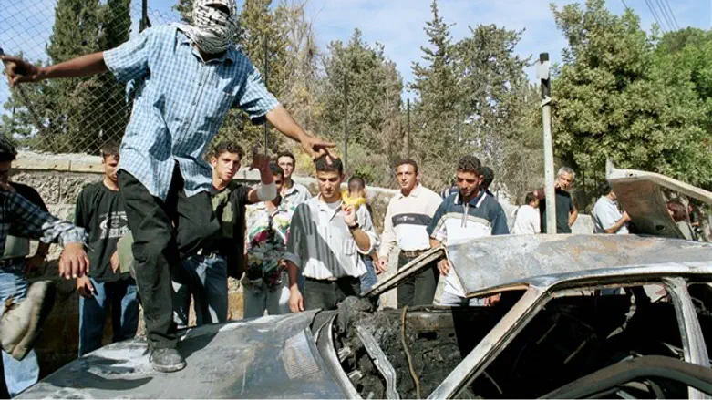 Arab lynching scene