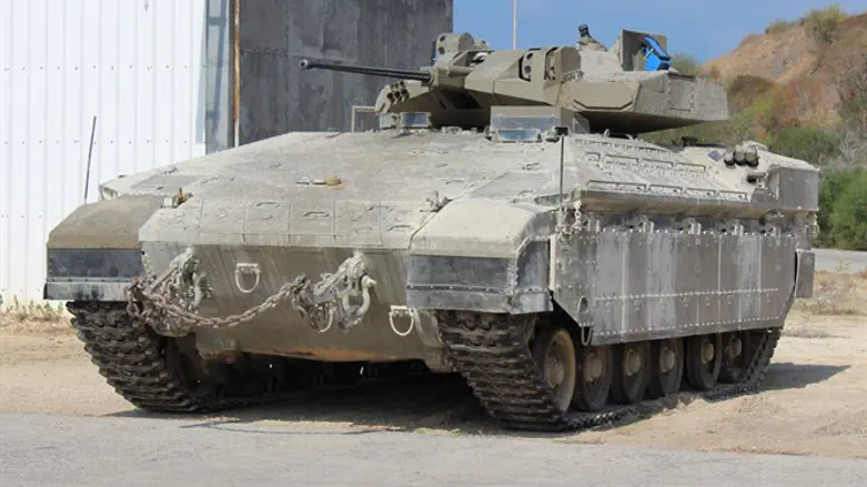 Новейший бронетранспортёр "Намер"