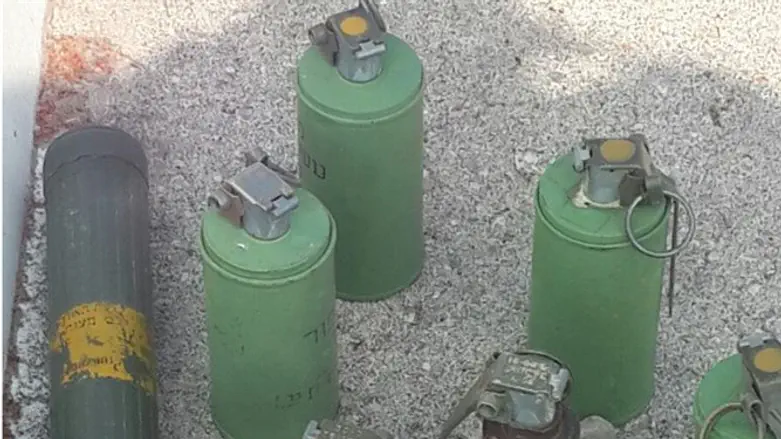 חלק מאמצעי הלחימה שנתפסו