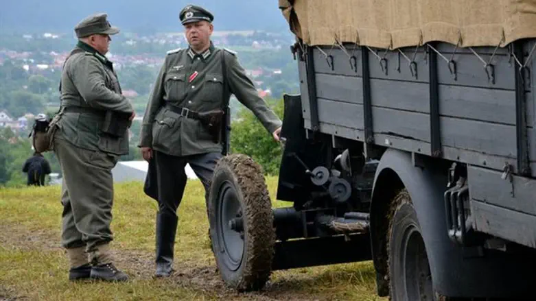 German soldiers (illustrative)