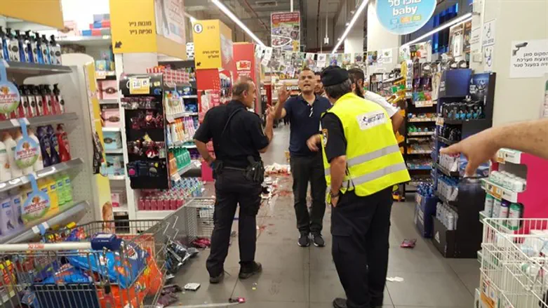 Scene of stabbing attack in Yavneh
