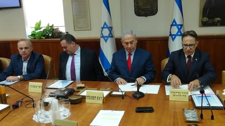 Заседание кабинета министров. Иллюстрация