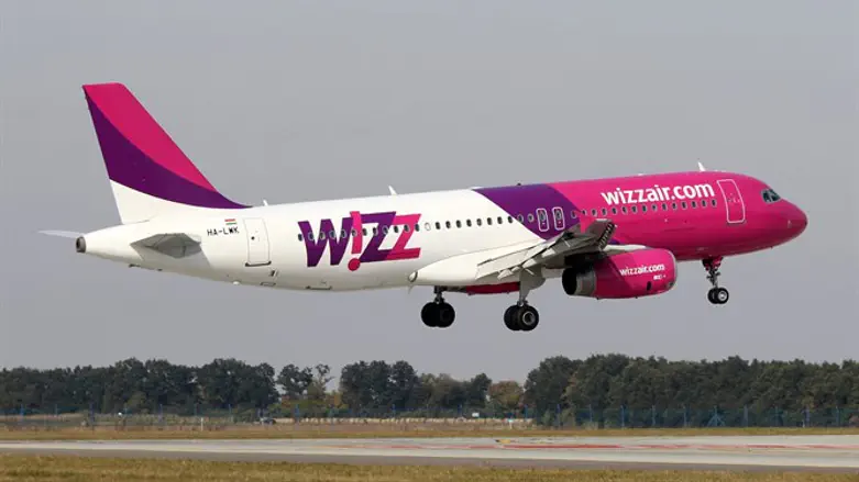 Wizz Air airplane