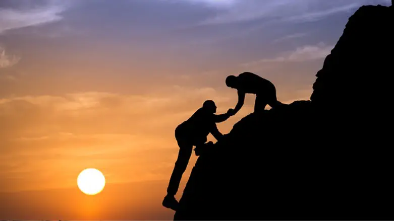 חילוץ, אילוסטרציה