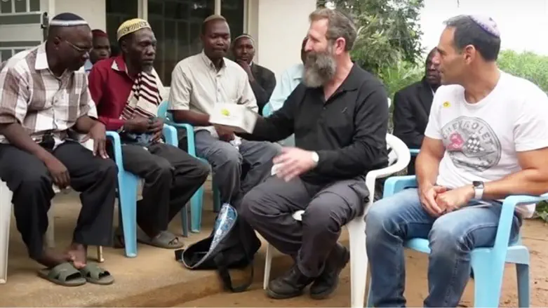 החילונים מגלים את היהדות מחדש דווקא הרחק מישראל. 'יהודי עולמי'