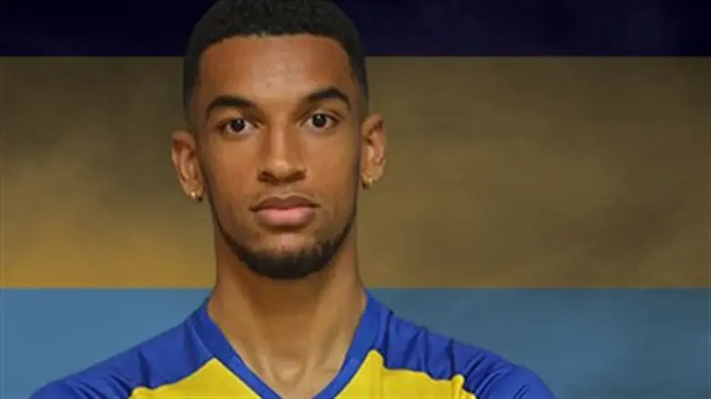 חתם במכבי ת"א. ניק בלקמן