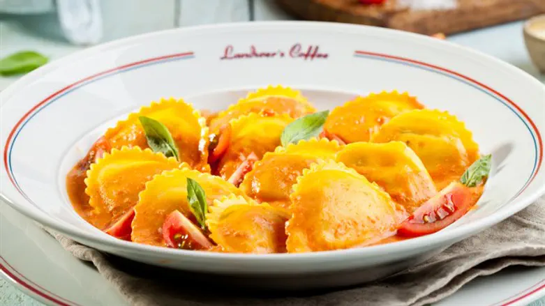 לנדוור, פסטה אדומה וטעימה