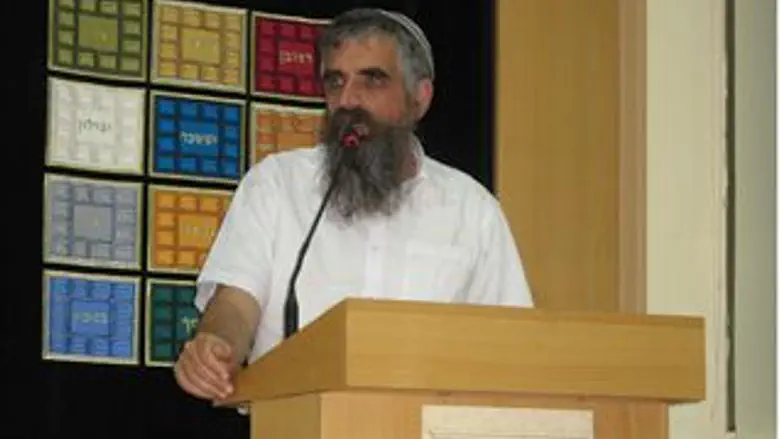 הרב שרלו