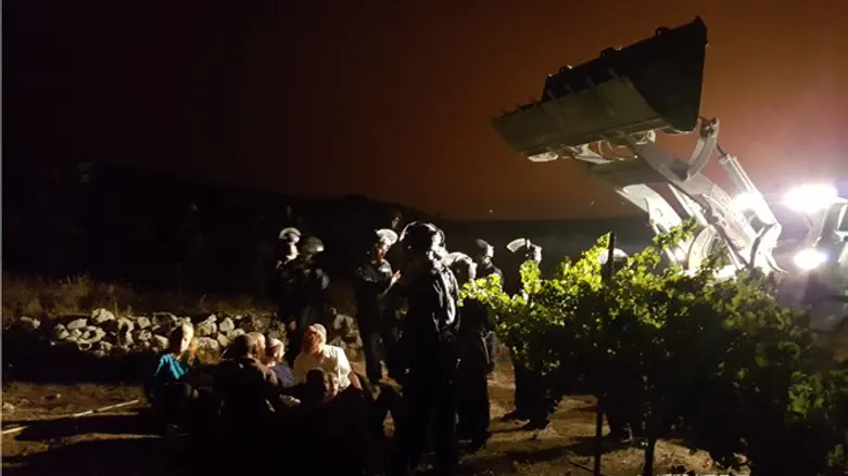 הפינוי ביצהר