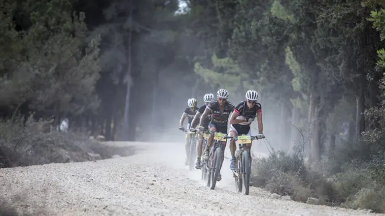 פלייטיקה אפיק ישראל - הטור דה פראנס הישראלי