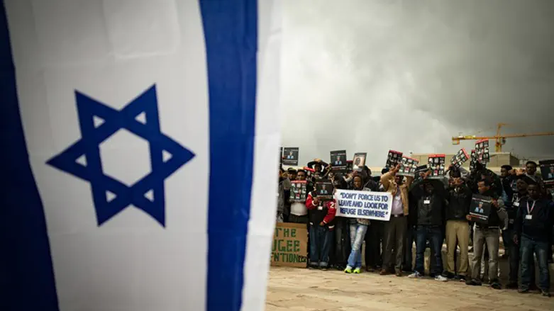 Africans demand 'rights' outside Supreme Court in Jerusalem