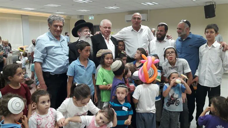 חוגגים בנצרת עילית