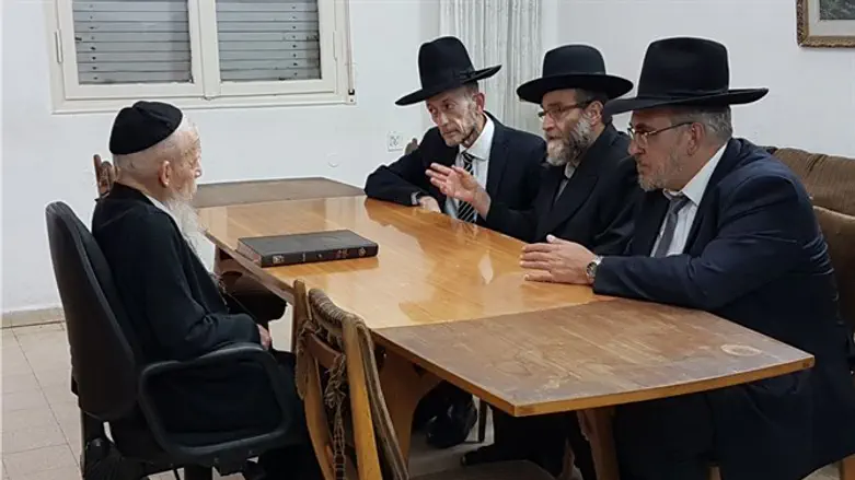 הח"כים החרדים עם הרב אדלשטיין