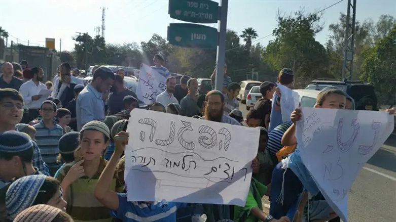 ''רוצים תלמוד תורה''