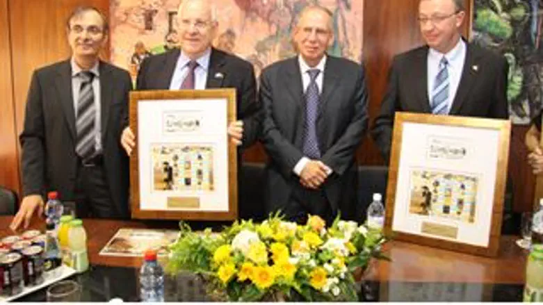 מסר רלוונטי. ריבלין מקבל את האוגדן