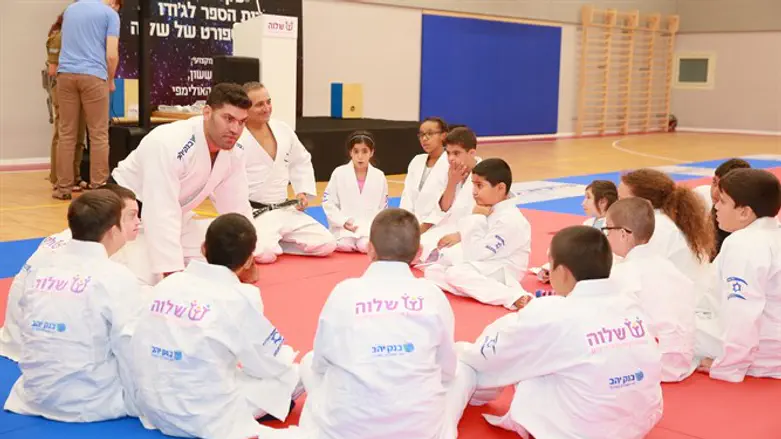 Ori Sasson in Shalva